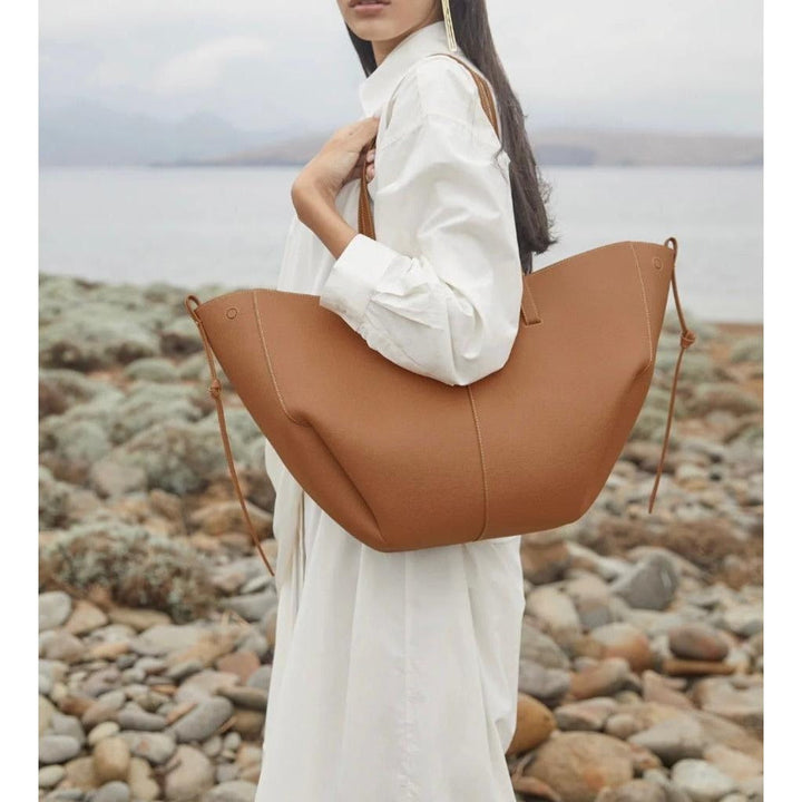 Araceli | Large Capacity Shoulder Bag