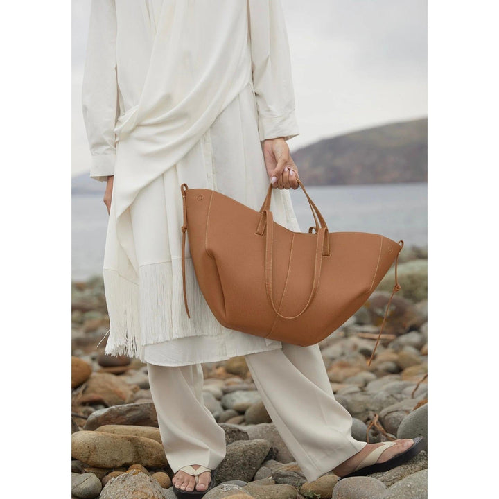 Araceli | Large Capacity Shoulder Bag