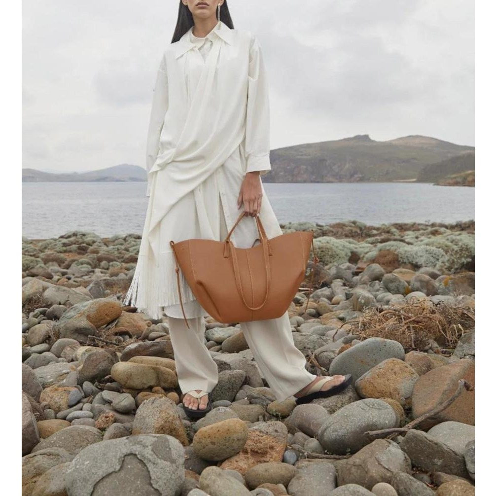 Araceli | Large Capacity Shoulder Bag
