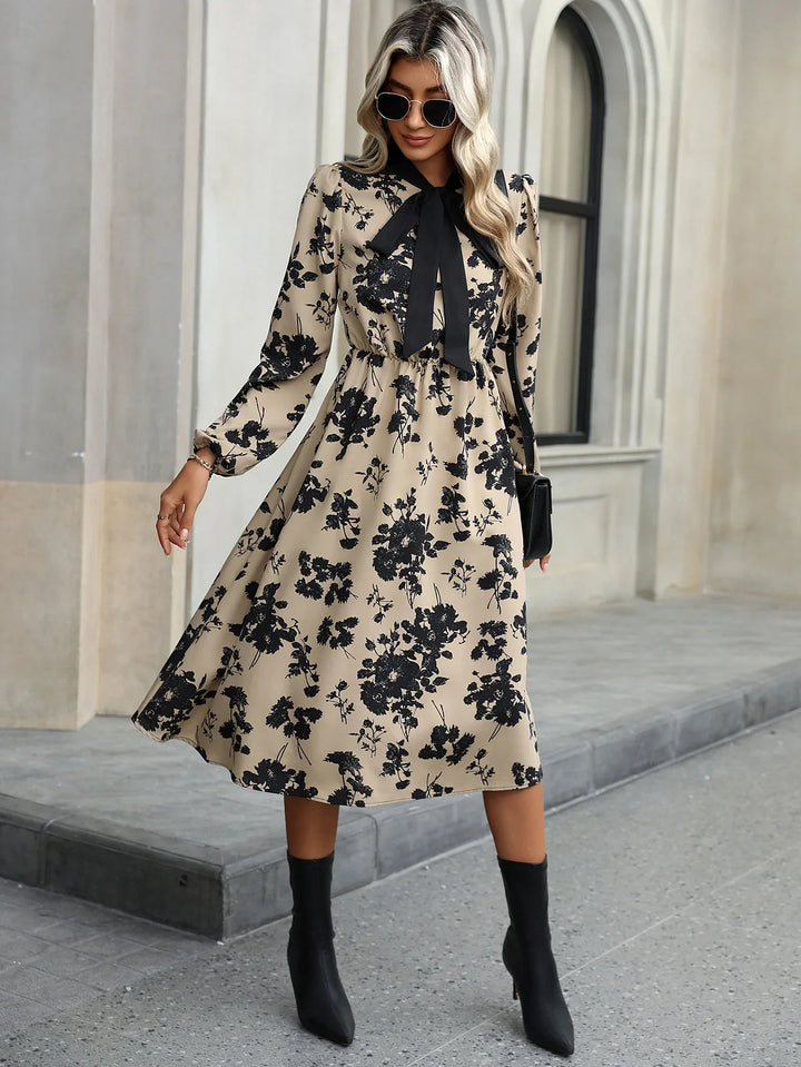 Marseille™ Bow-Tie Print Dress