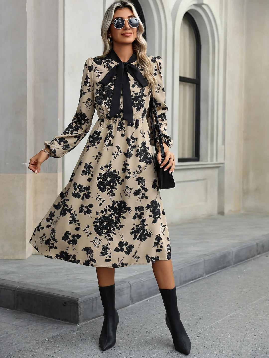 Marseille™ Bow-Tie Print Dress