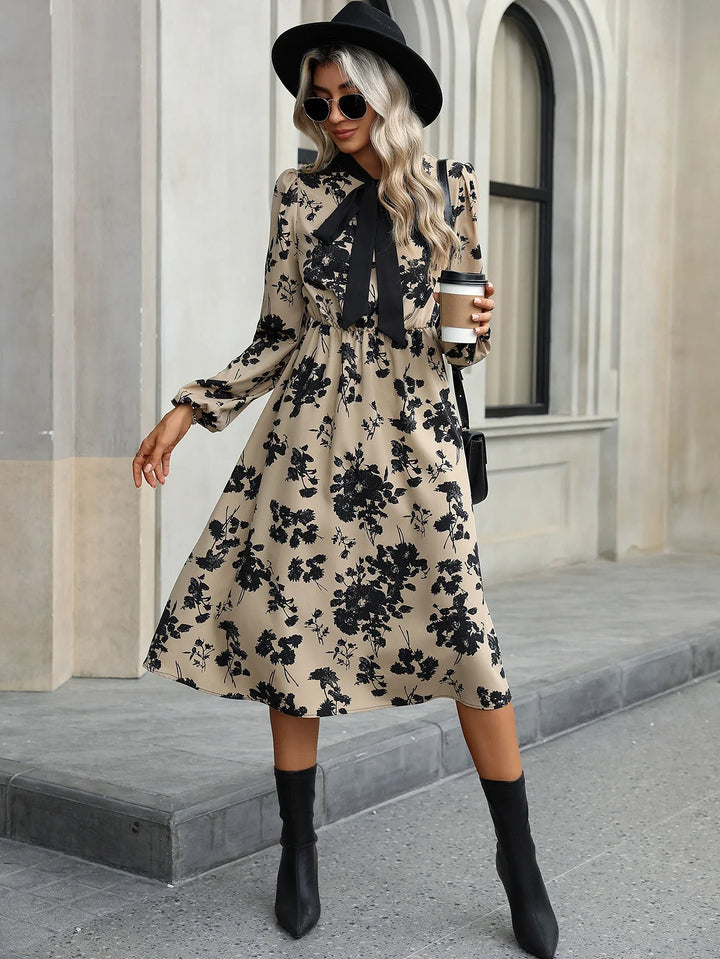 Marseille™ Bow-Tie Print Dress