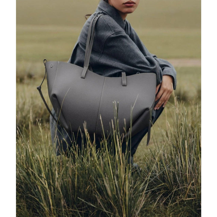 Araceli | Large Capacity Shoulder Bag